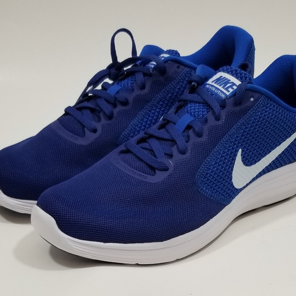 NIKE REVOLUTION 3 RUNNING SNEAKERS MEN SIZE 11 NWT NIKE REVOLUTION 3 RUNNING SNEAKERS MEN SIZE 11 NWT